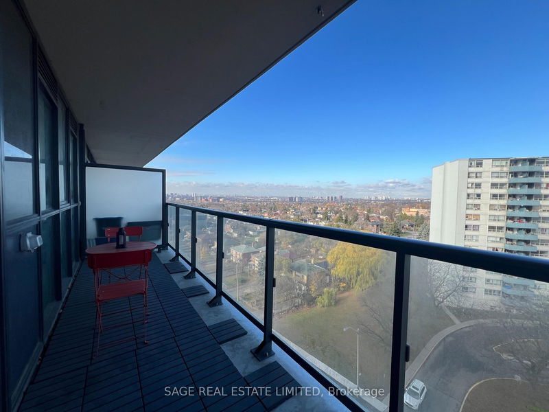 home for lease on 1003-1461 Lawrence Avenue W