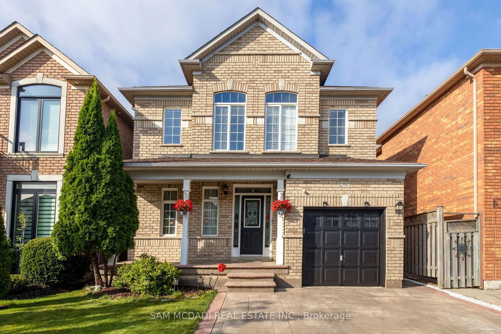 Detached House for sale at 5562 Katy Gate, Mississauga, Churchill Meadows, L5M 6M7 - MLS: W11904313