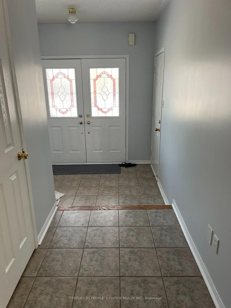 3532 Southwick St, Mississauga, L5M 7L6 | Image 3