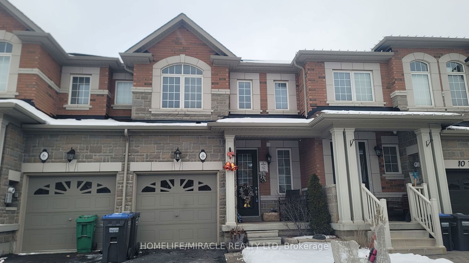 Building at 8 Foliage Drive, Brampton, Bram West