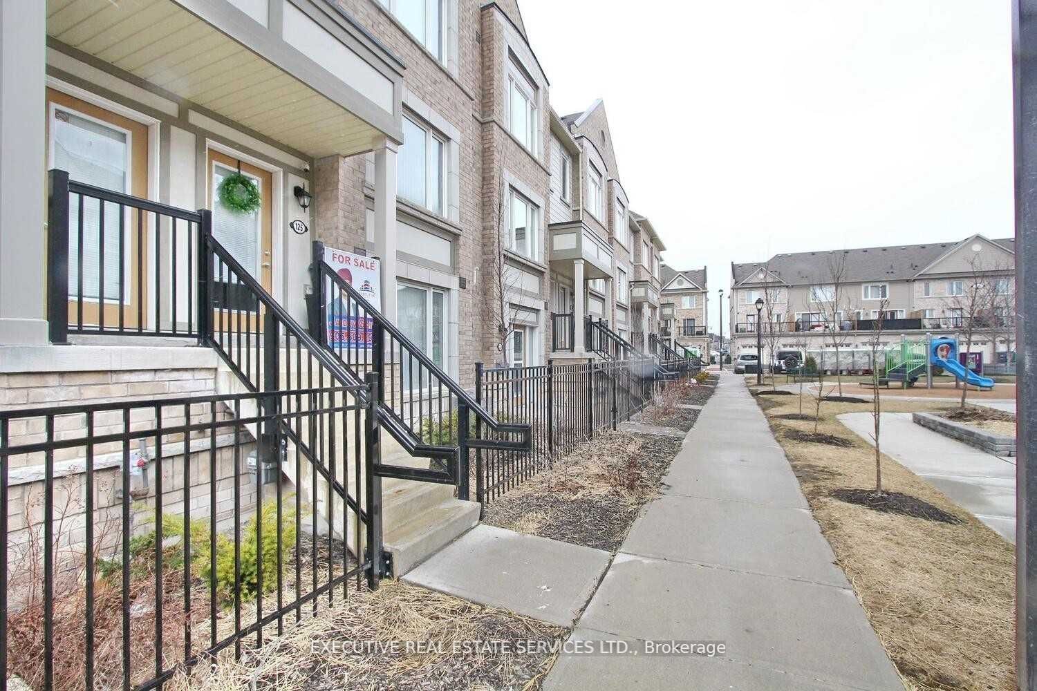 Townhouse leased at 125-1 Beckenrose Court, Brampton, Bram West, L6Y 6G2 - MLS: W11905226