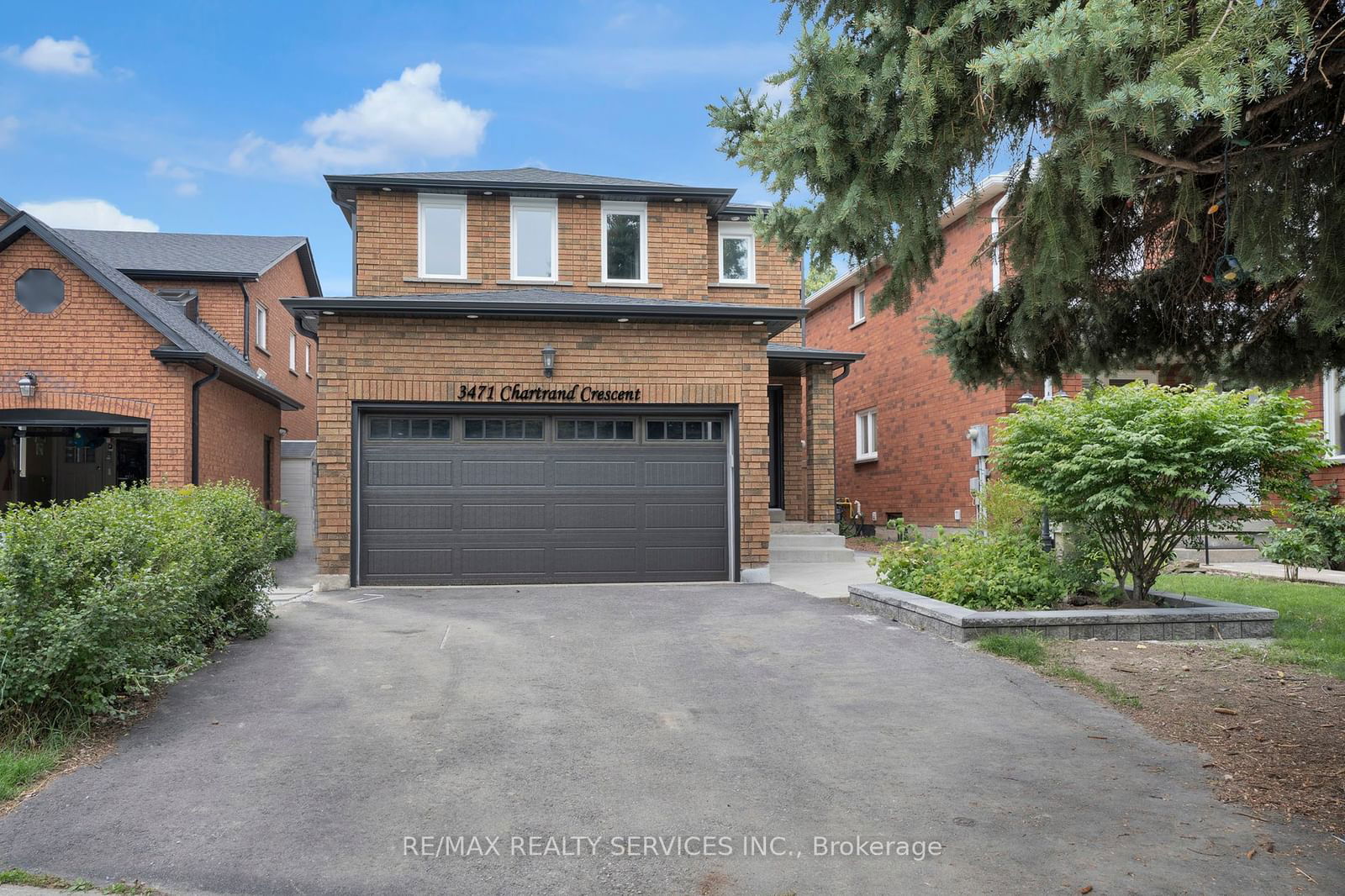 Detached House leased at Upper-3471 Chartrand Crescent, Mississauga, Erin Mills, L5L 4E2 - MLS: W11905398