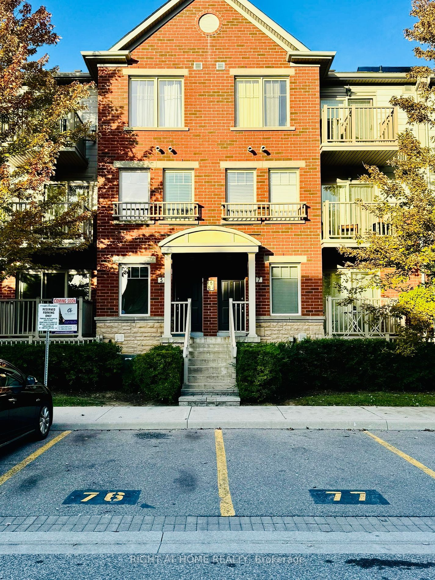 Townhouse for sale at 5-3250 Bentley Dr, Drive, Mississauga, Churchill Meadows, L5M 0P7 - MLS: W11906142