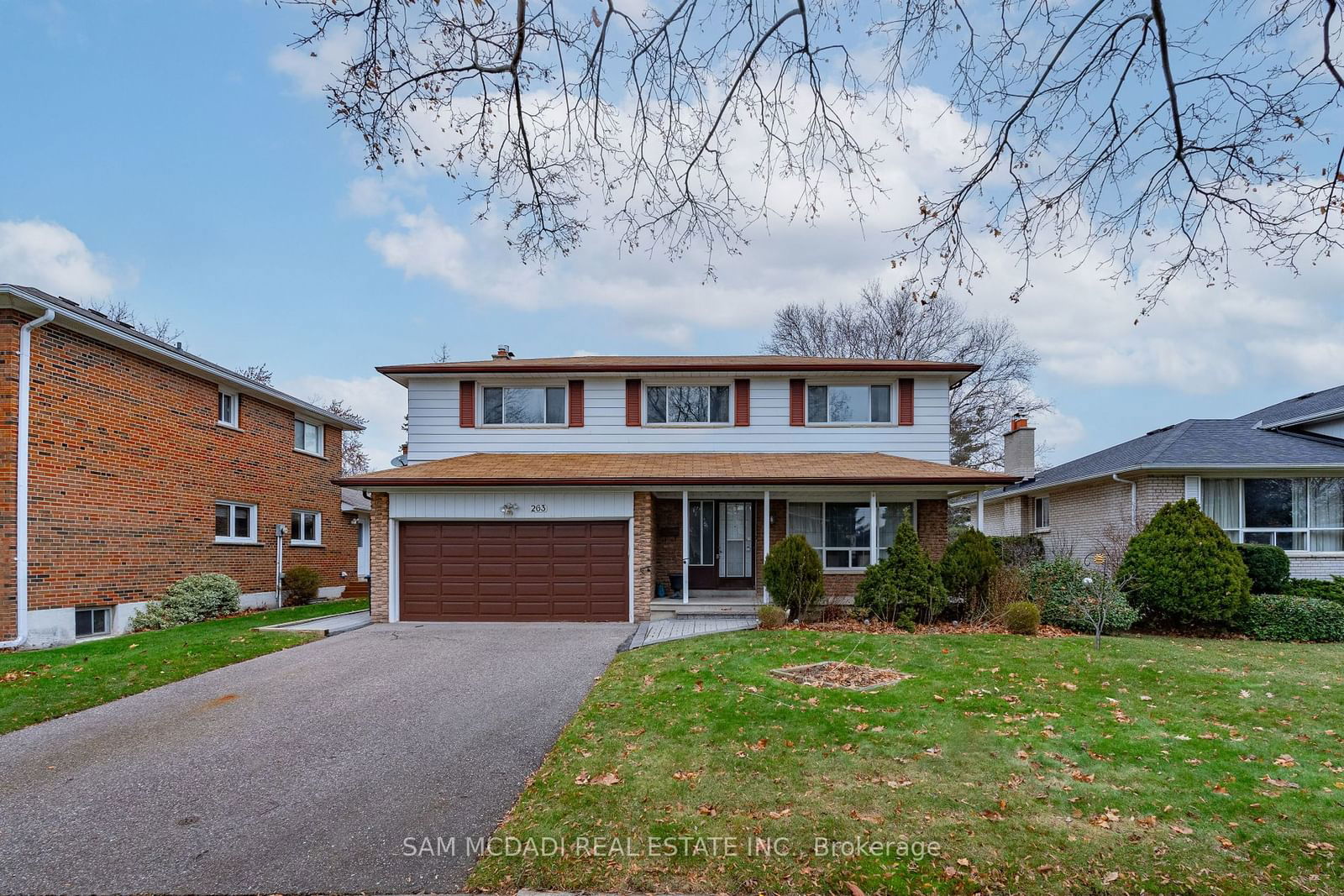 Detached House sold at 263 Chantenay Drive, Mississauga, Cooksville, L5A 1E5 - MLS: W11906485