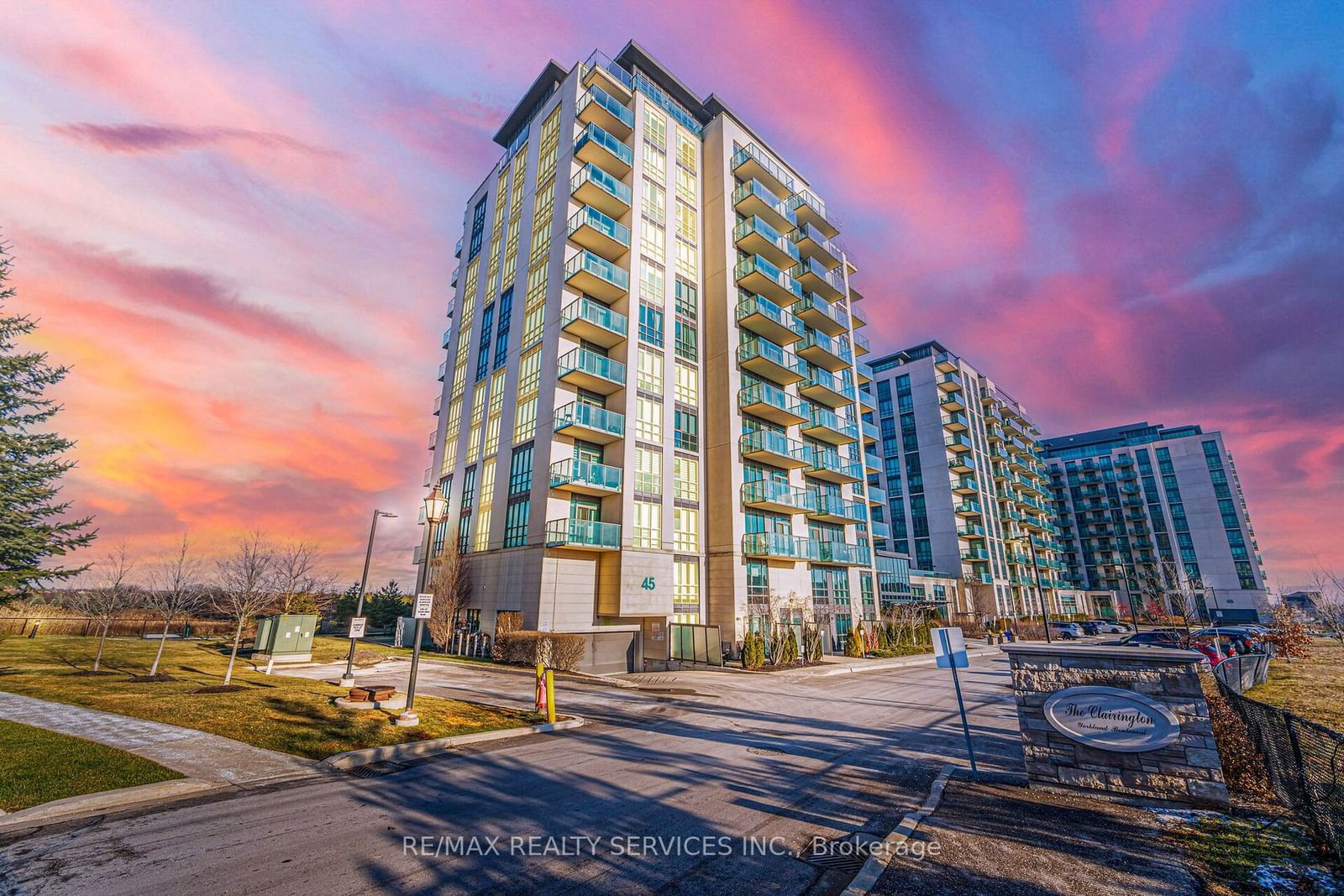 Building at 45 Yorkland Boulevard, Brampton, Goreway Drive Corridor