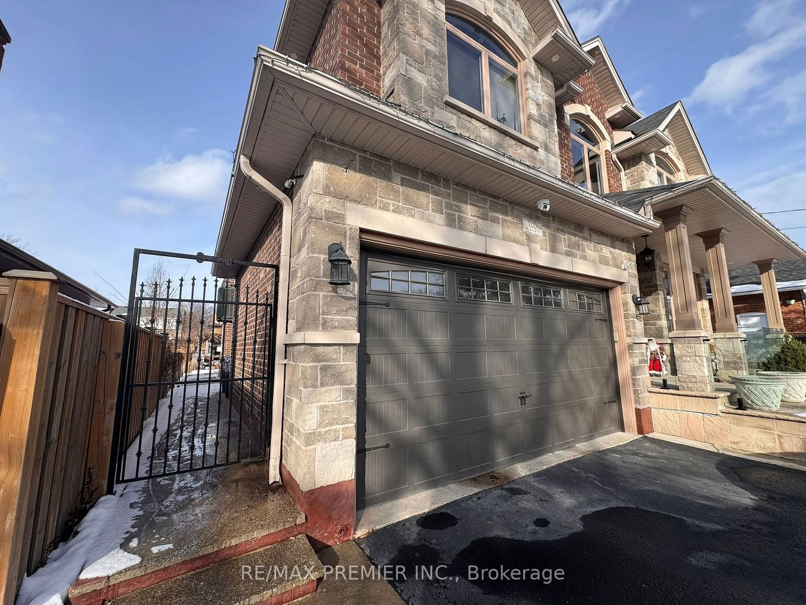 Lower Level for lease at 100 Flamborough Drive, Toronto, Brookhaven-Amesbury, M6M 2R7 - MLS: W11906957