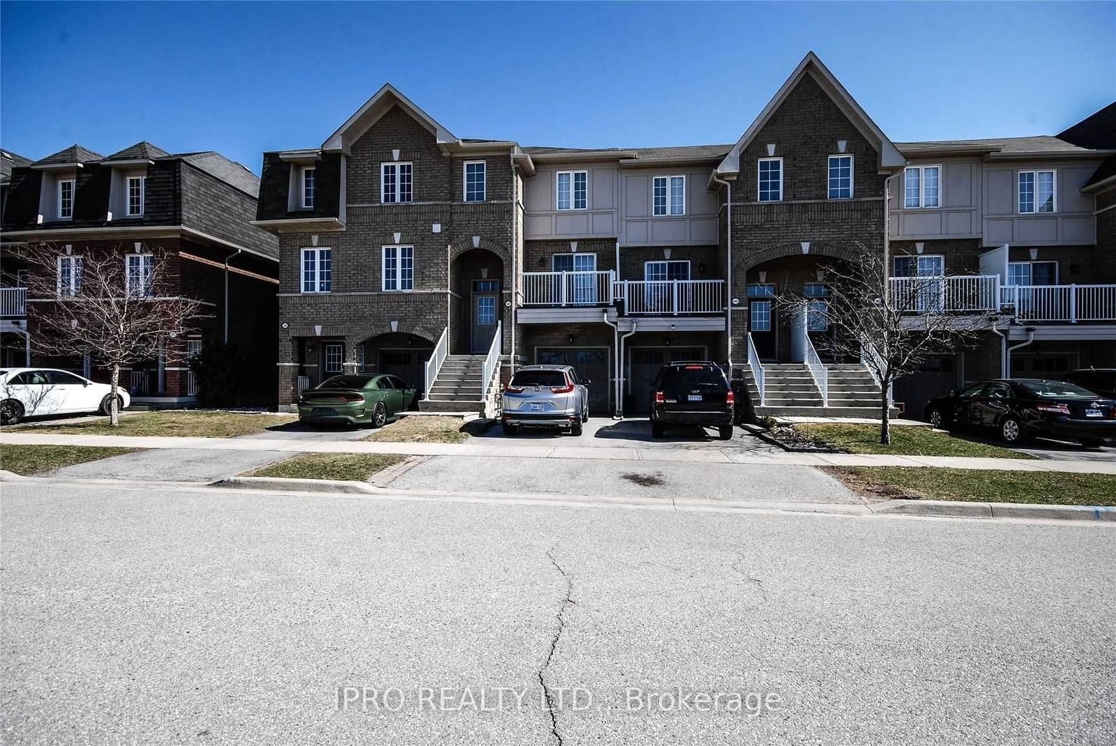 Building at 2447 Adamvale Crescent, Oakville, West Oak Trails