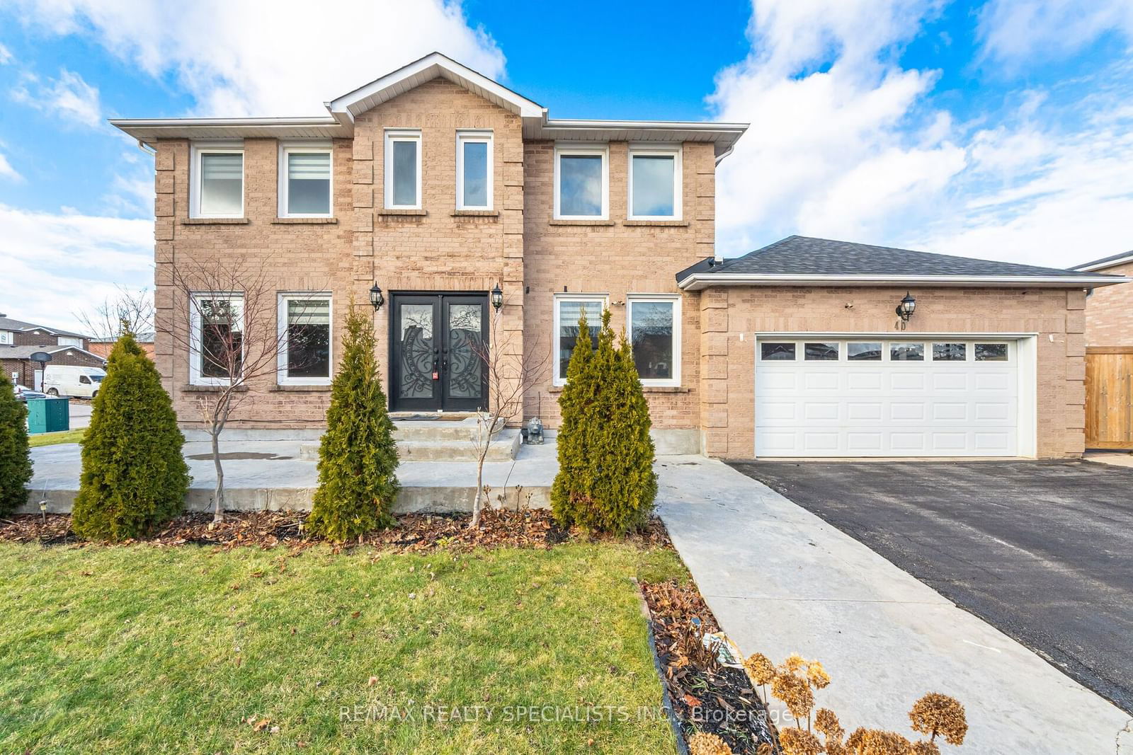 Detached House for sale at 40 Fountainbridge Drive, Caledon, Bolton East, L7E 1N5 - MLS: W11907865