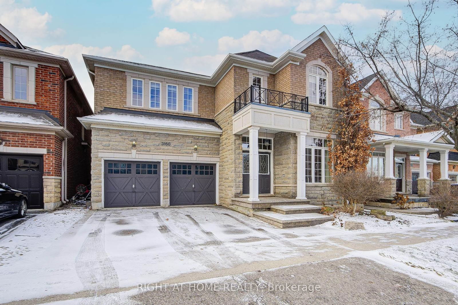 Detached House sold at 3160 Ferguson Drive, Burlington, Alton, L7M 0G3 - MLS: W11907947