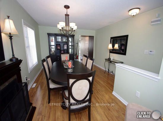 Townhouse for lease at 71 Owlridge Drive, Brampton, Credit Valley, L6X 0M4 - MLS: W11908339