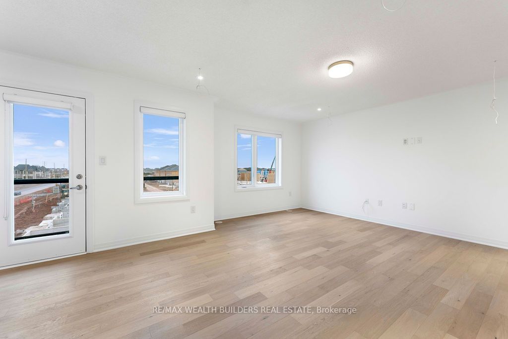 3 Crown Gate - Photo 26