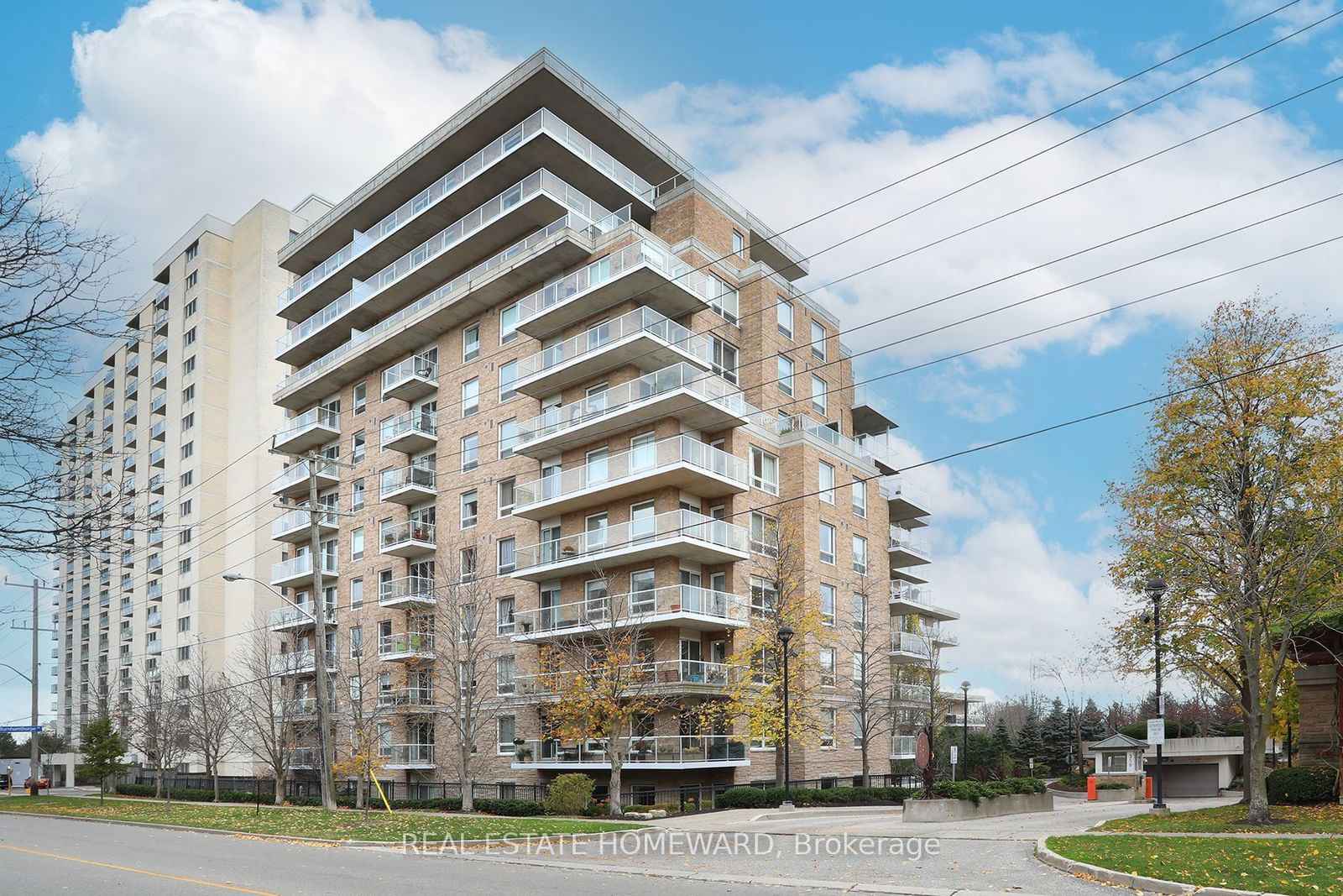 Building at 350 Mill Road, Toronto, Eringate-Centennial-West Deane