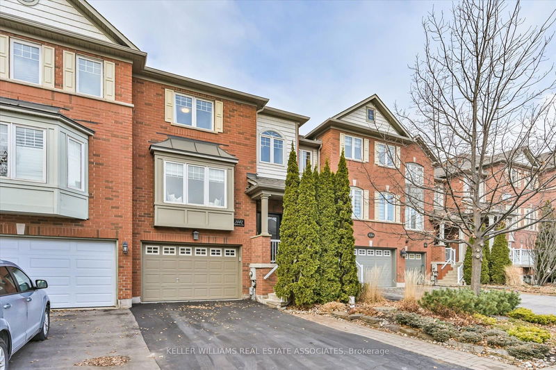 3082 Highbourne Cres, Oakville, Ontario (MLS W11908758)