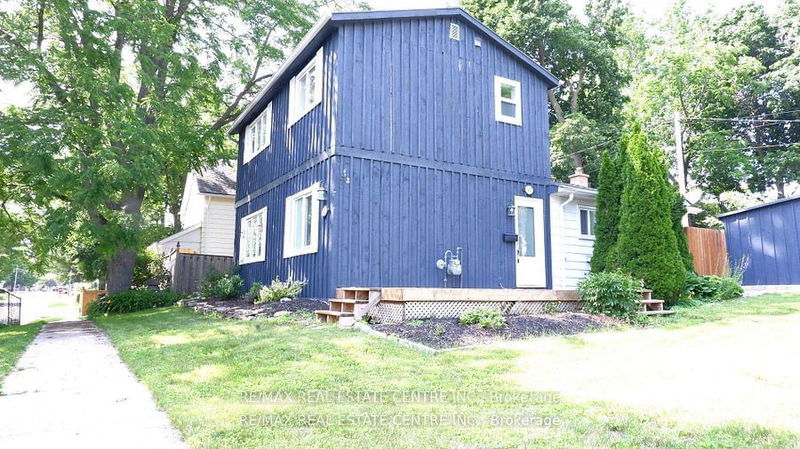 home for lease on 45 Elgin Street S