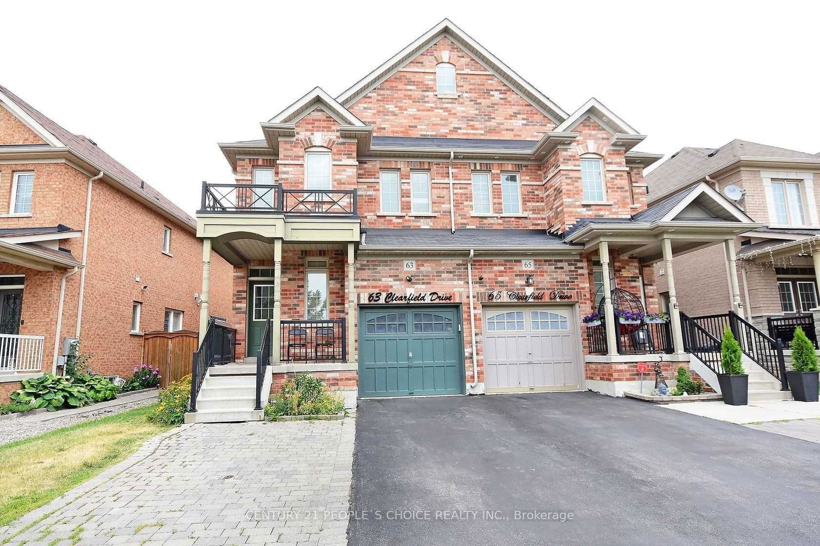 Semi-Detached House leased at 63 Clearfield Drive, Brampton, Bram East, L6P 3J4 - MLS: W11909605