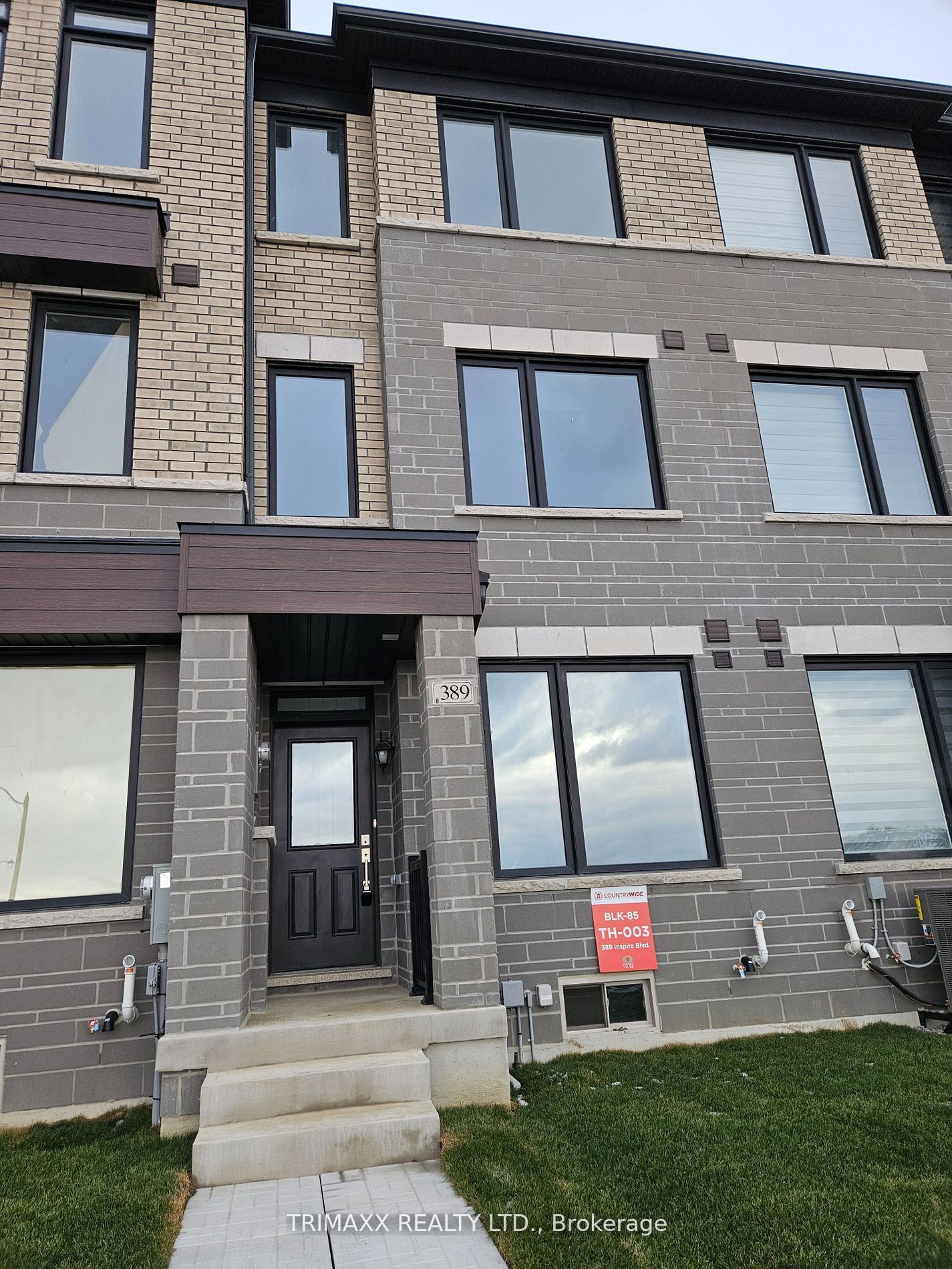 Townhouse leased at 389 Inspire Boulevard, Brampton, Sandringham-Wellington North, L6R 4E4 - MLS: W11909764