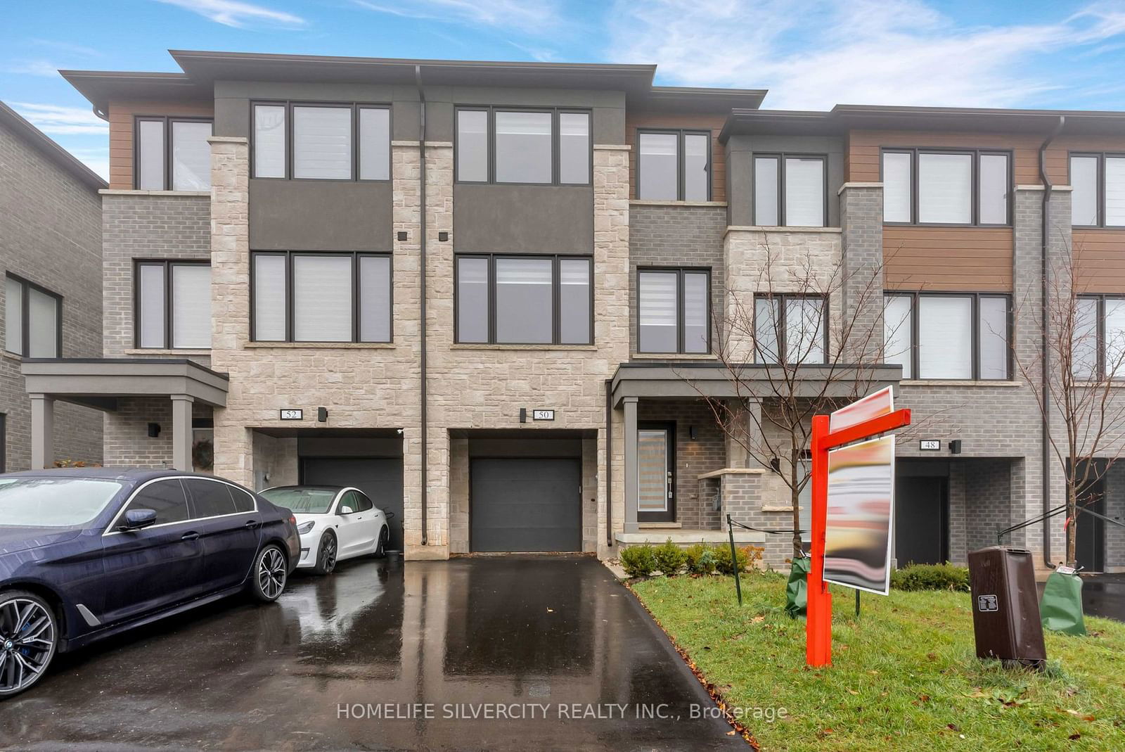 Townhouse sold at 50 Windtree Way, Halton Hills, Georgetown, L7G 0C4 - MLS: W11909827