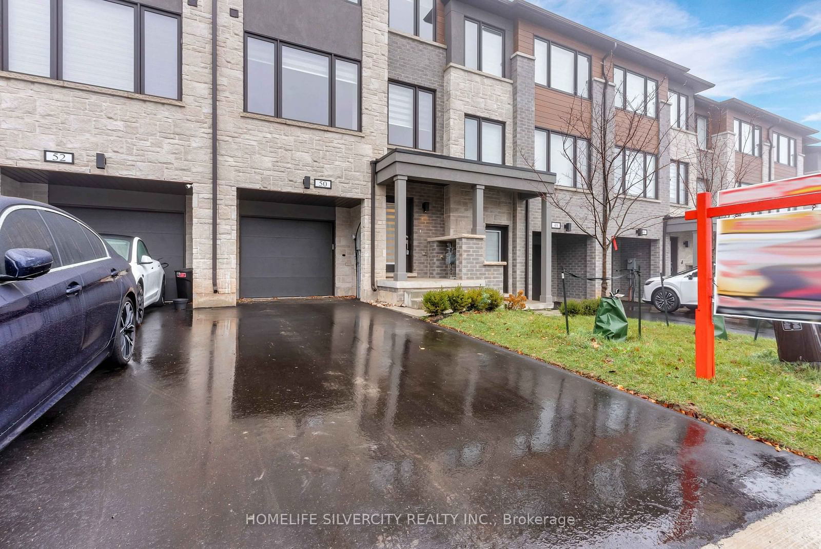 Townhouse sold at 50 Windtree Way, Halton Hills, Georgetown, L7G 0C4 - MLS: W11909827