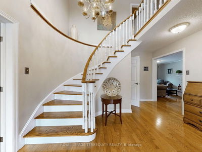 1139 Manor Rd, Oakville - 1007 - GA Glen Abbey image-0-3