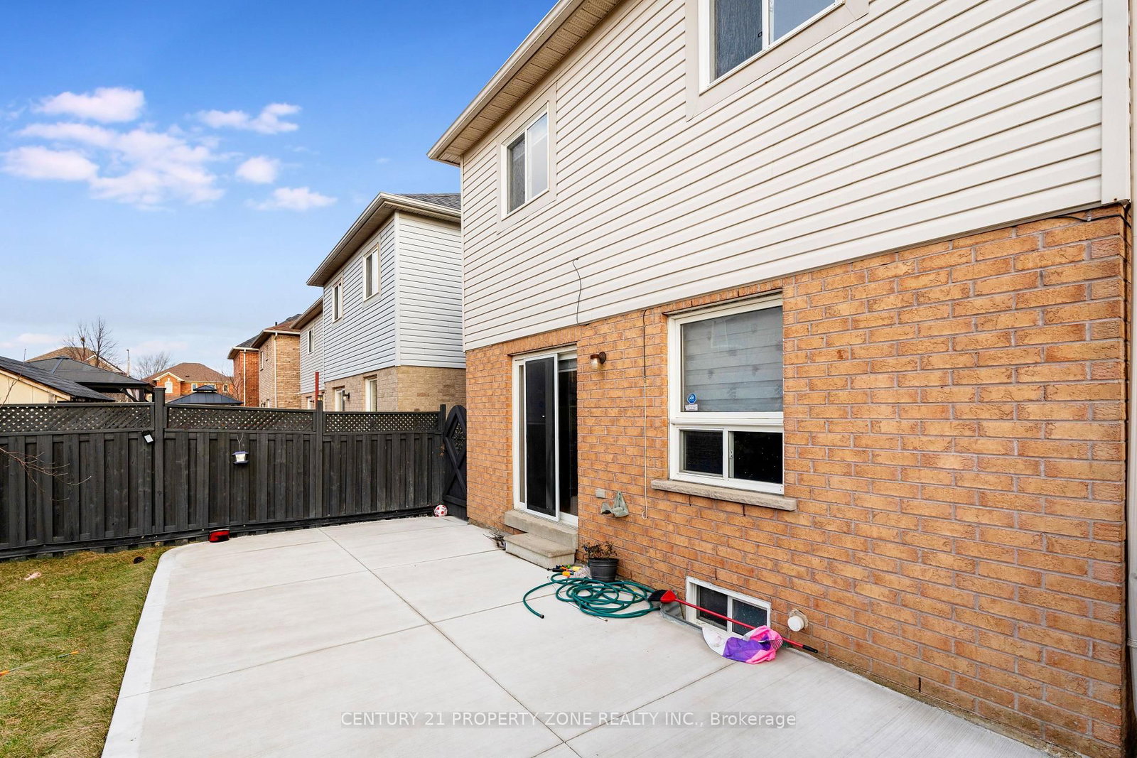 Listing Image 7