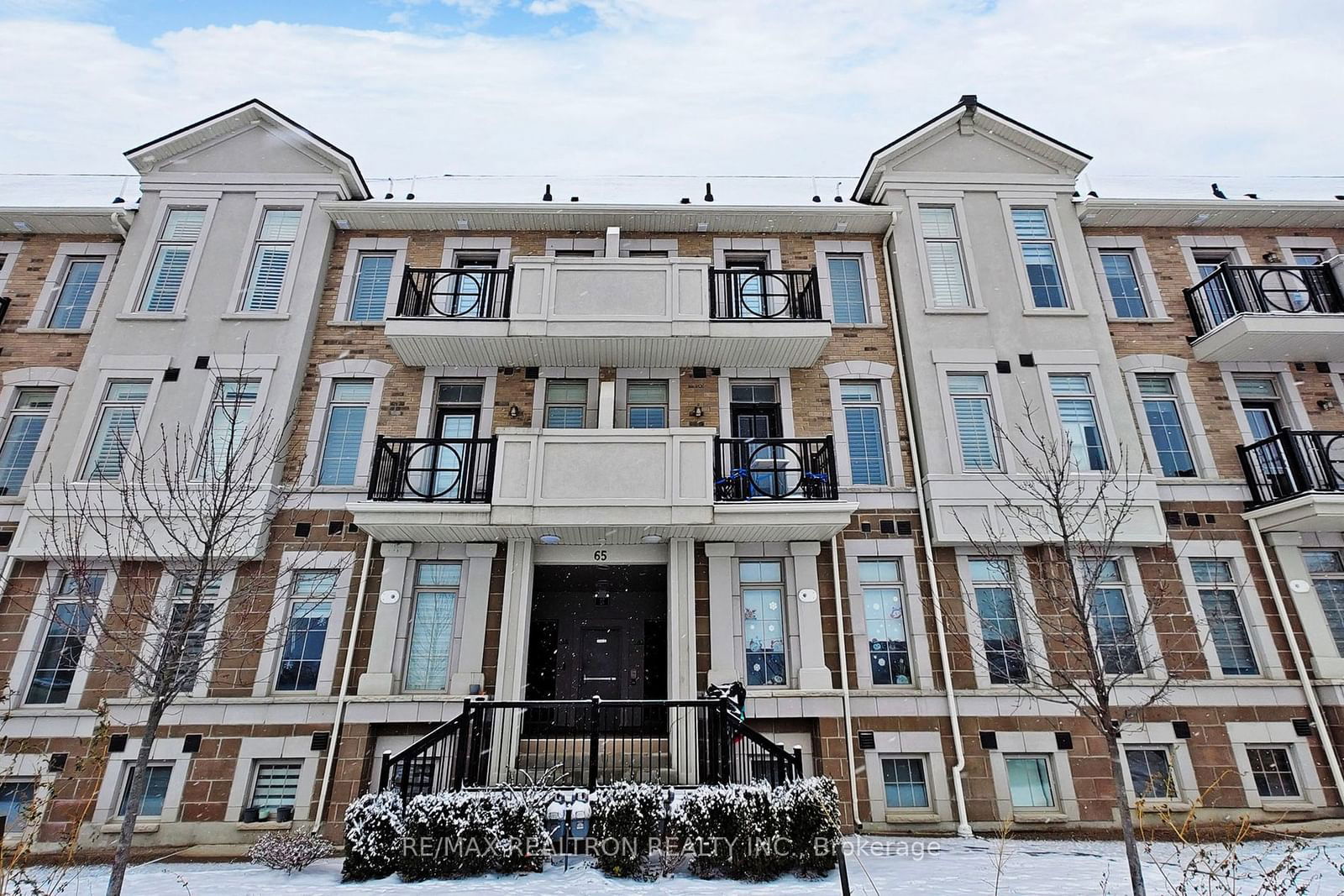 Townhouse for lease at 43-65 Armdale Road, Mississauga, Hurontario, L4Z 0C7 - MLS: W11909945