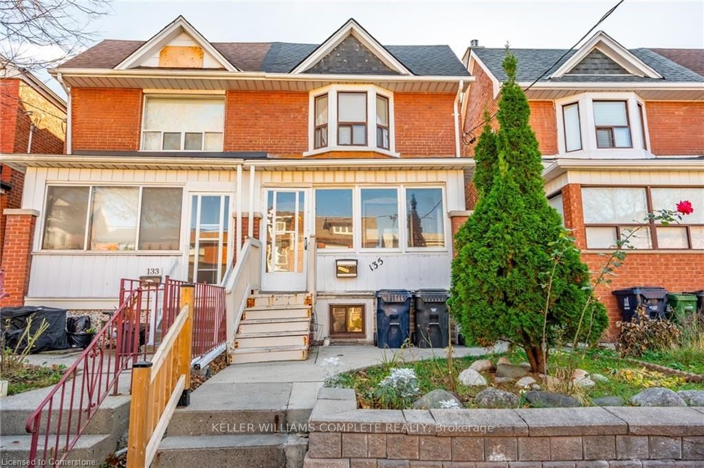 Semi-Detached House leased at Main-135 Hope Street, Toronto, Corso Italia-Davenport, M6E 1K2 - MLS: W11910020