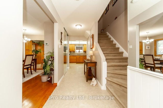 847 Cedarbrae Avenue