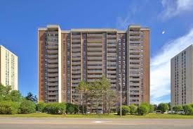 Condo sold at 1803-17 Knightsbridge Road, Brampton, Queen Street Corridor, L6T 3X9 - MLS: W11910522