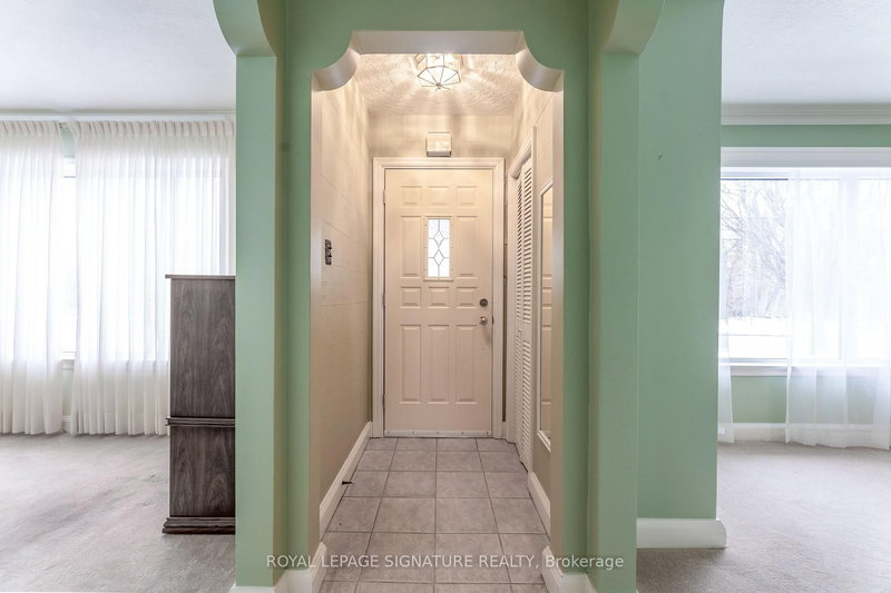 226 Martin Grove Rd, Toronto, M9B 4L4 | Image 2