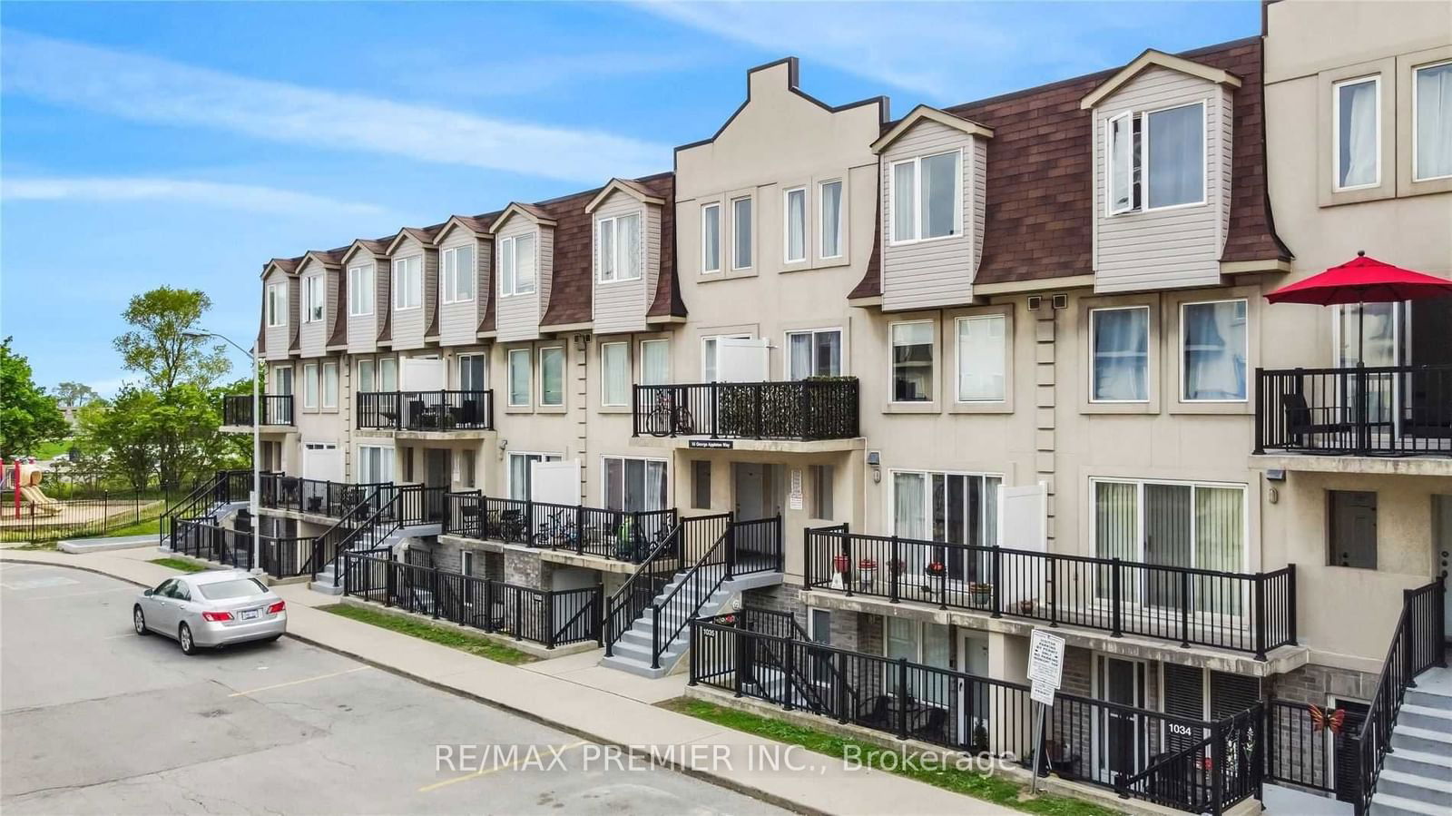 Townhouse for lease at 1039-55 George Appleton Way, Toronto, Downsview-Roding-CFB, M3M 0A2 - MLS: W11910556