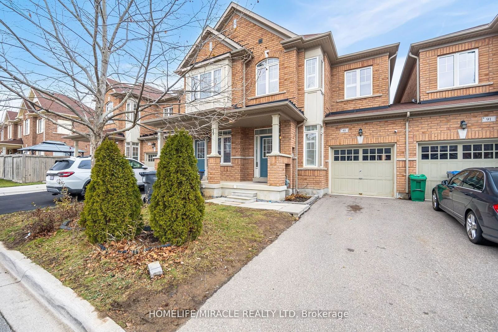 Townhouse for lease at 93 Kempenfelt Trail, Brampton, Northwest Brampton, L7Z 0Z9 - MLS: W11910611