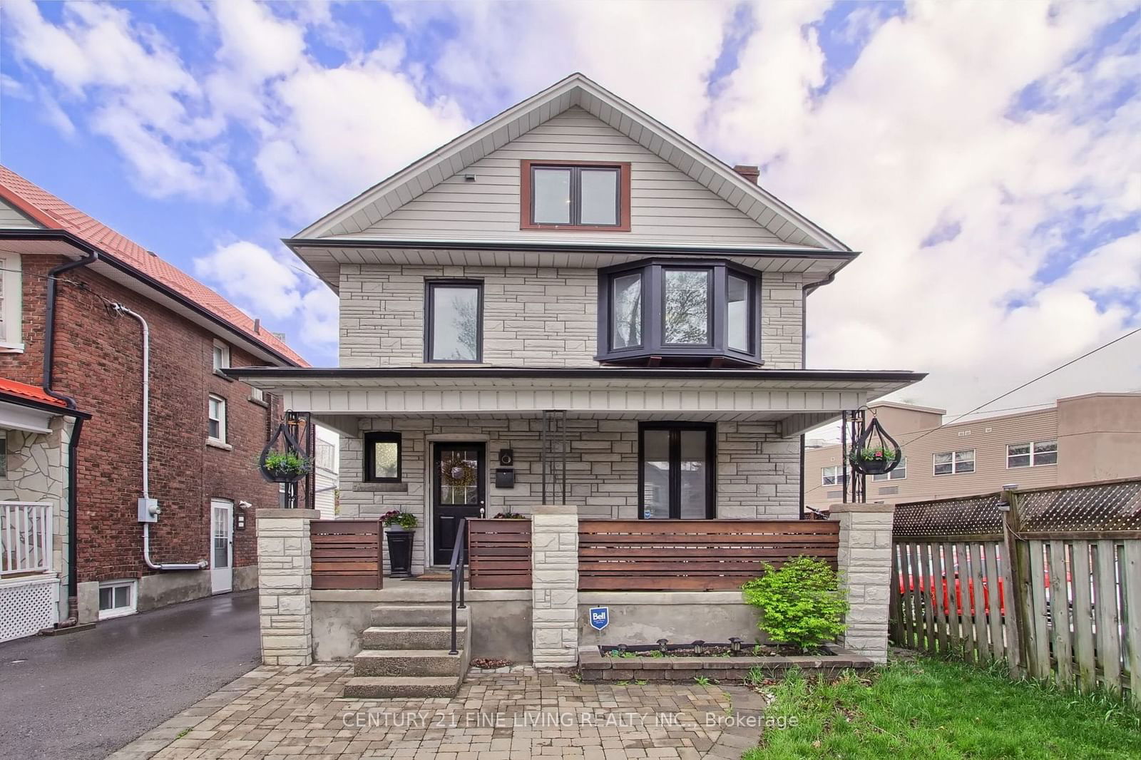 Detached House sold at 6 Edmund Avenue, Toronto, Weston, M9N 1A3 - MLS: W11910632