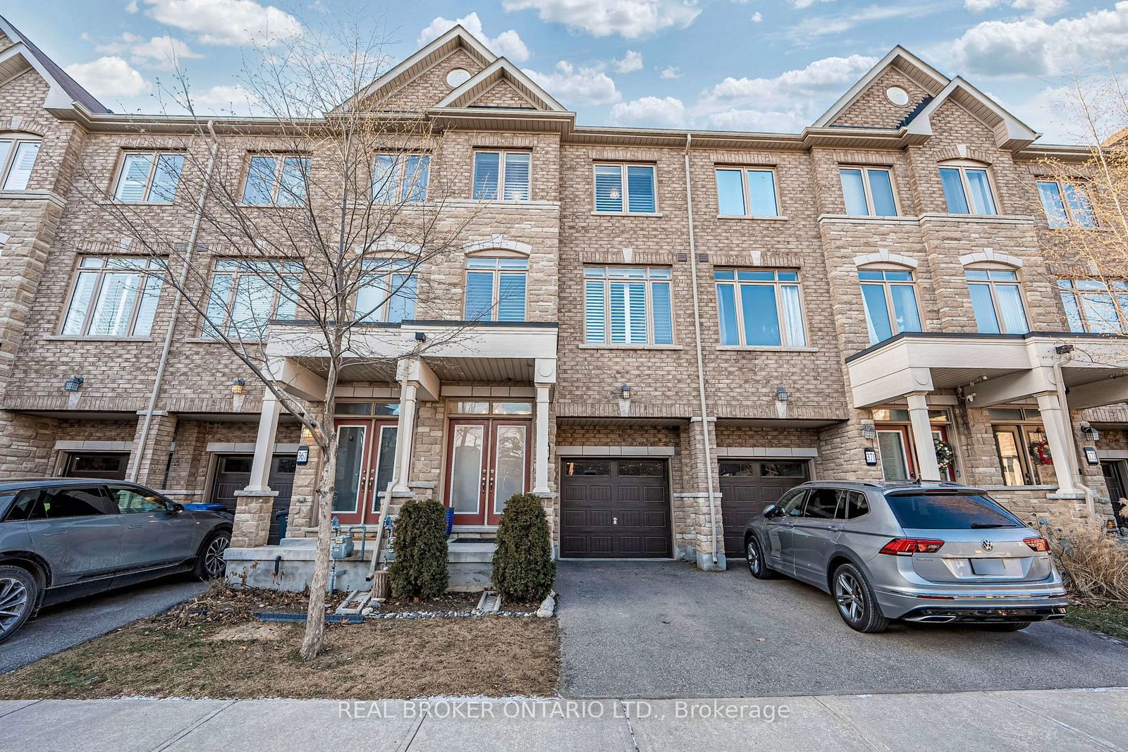 Townhouse for sale at 369 Ladycroft Terrace, Mississauga, Cooksville, L5A 3N7 - MLS: W11910863