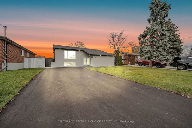 home for sale on 3643 Woodruff Crescent