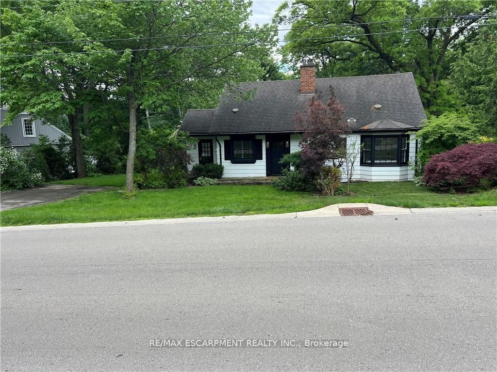 Detached House for sale at 804 Shadeland Avenue, Burlington, LaSalle, L7T 2M1 - MLS: W11911190