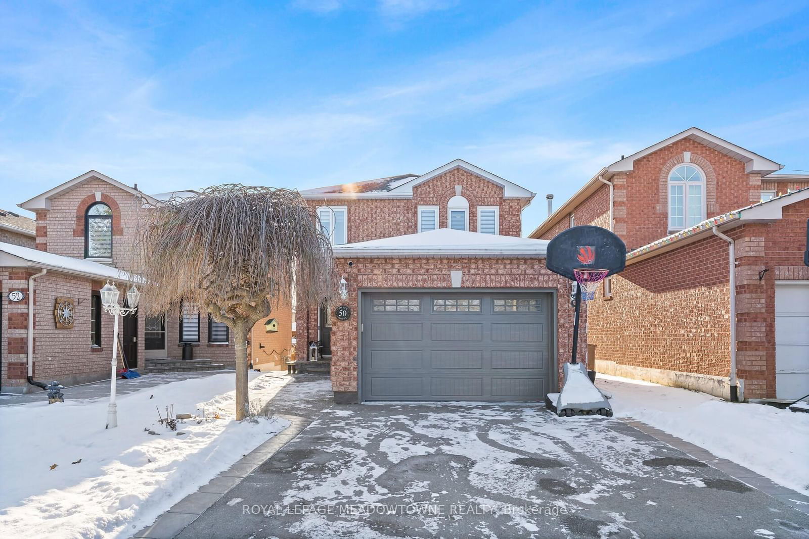 Detached House sold at 50 Smith Drive, Halton Hills, Georgetown, L7G 5K7 - MLS: W11911359