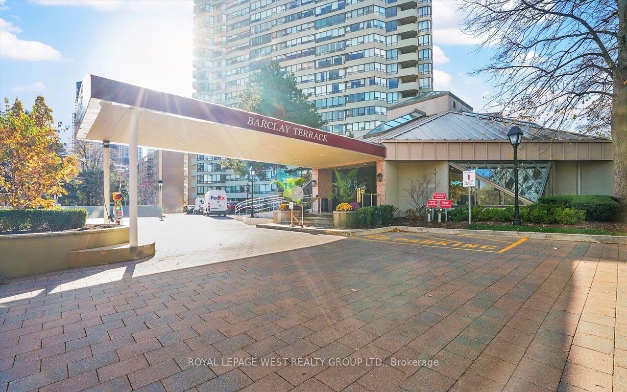 Condo for lease at 1702-1300 Islington Avenue, Toronto, Islington-City Centre West, M9A 5C4 - MLS: W11911475