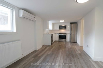 Semi-Detached House leased at 1-28A Third Street, Toronto, Ontario, M8V 2X8 - New Toronto - MLS: W11911558
