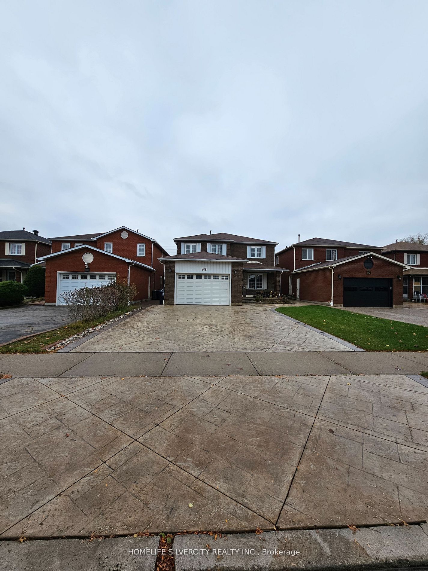 Detached House leased at 99 Minglehaze Drive, Toronto, Mount Olive-Silverstone-Jamestown, M9V 4W6 - MLS: W11911797