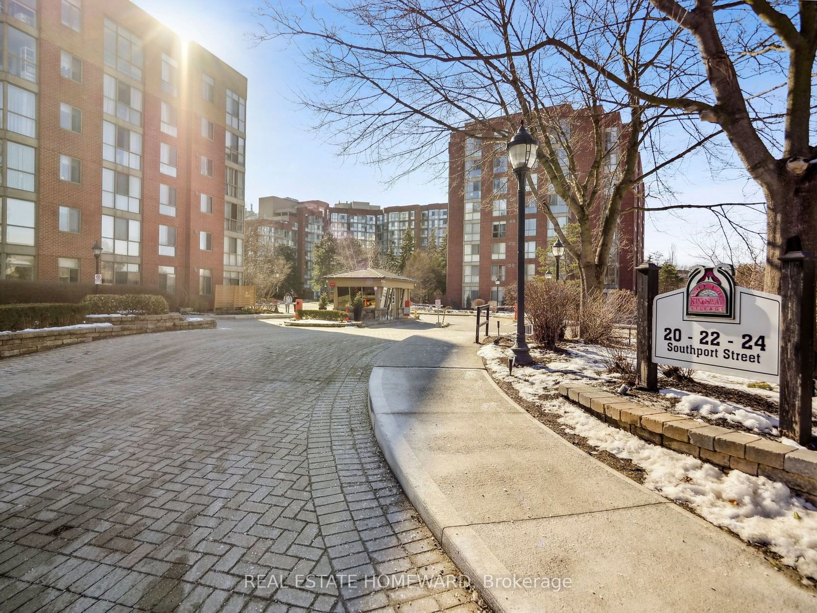 Building at 24 Southport Street, Toronto, High Park-Swansea