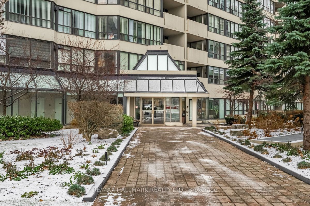 Condo for sale at 702-400 Webb Drive, Mississauga, City Centre, L5B 3Z7 - MLS: W11911923