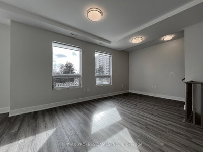 Unit 123 — 62 Dixfield Drive — photo 5