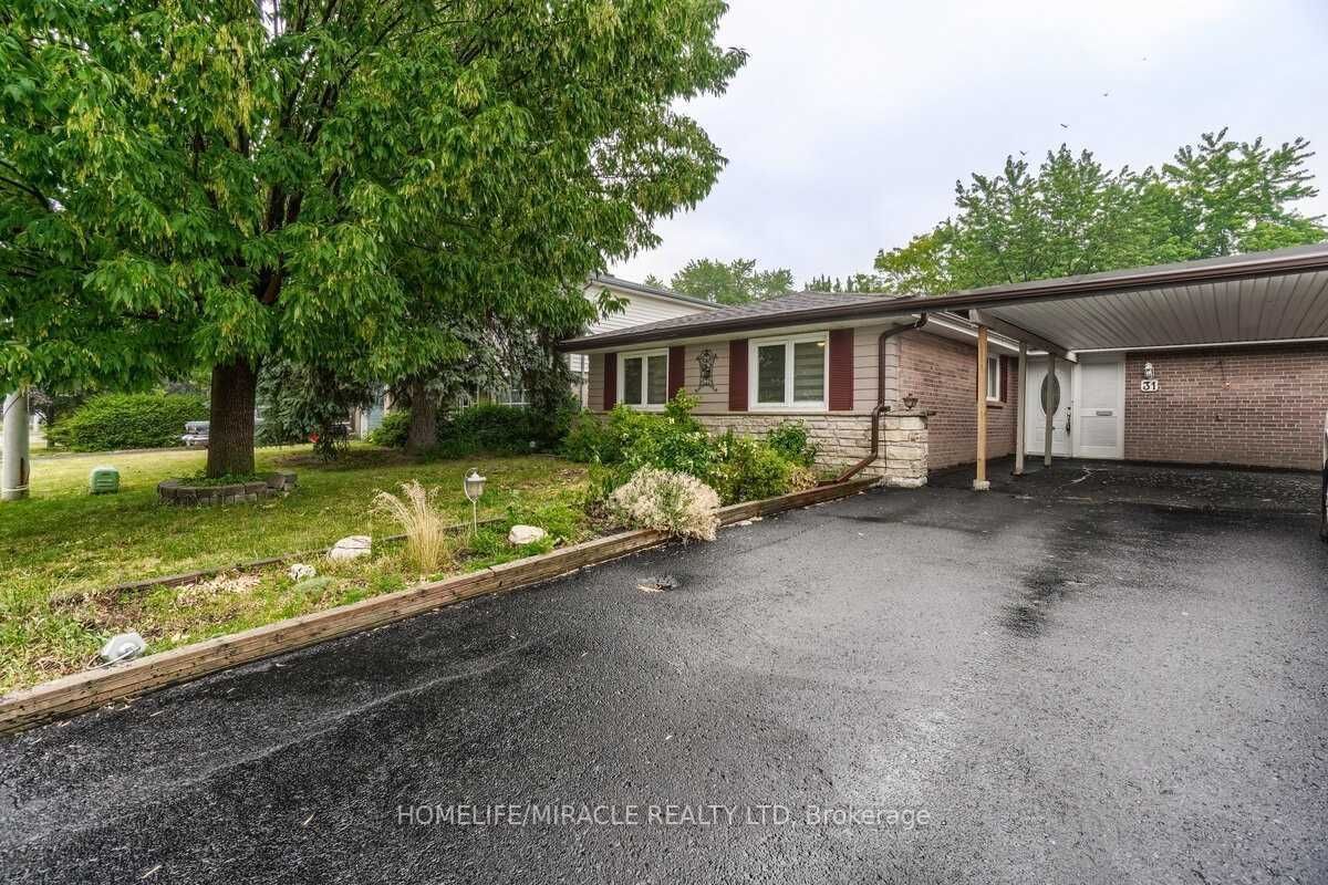 Building at 31 Farmington Drive, Brampton, Brampton East