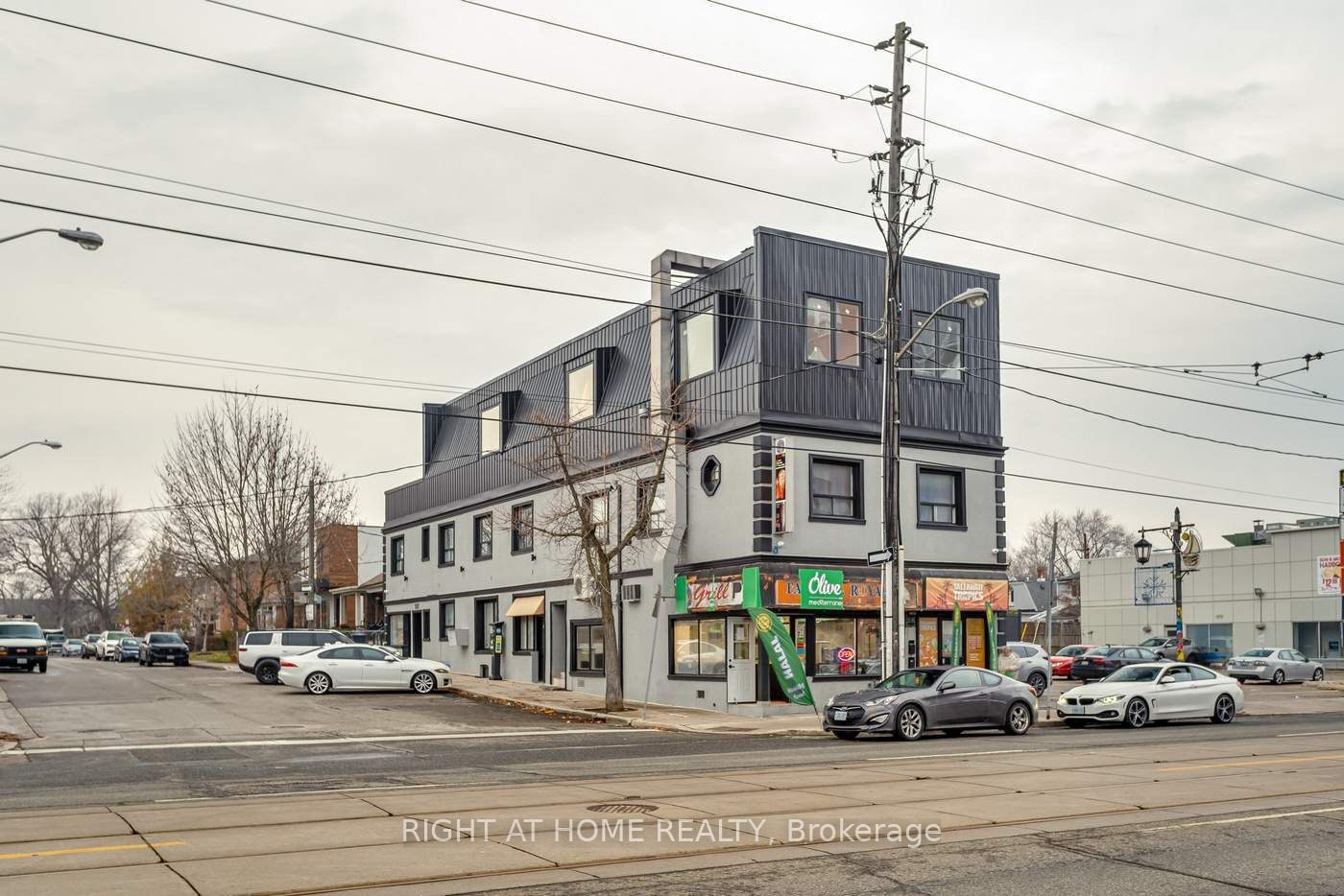 Building at 2834 Lakeshore Boulevard, Toronto, New Toronto