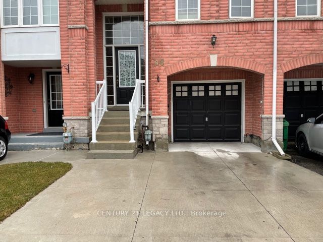 Townhouse for lease at 48 Bernard Avenue, Brampton, Fletcher's Creek South, L6Y 5S4 - MLS: W11912263