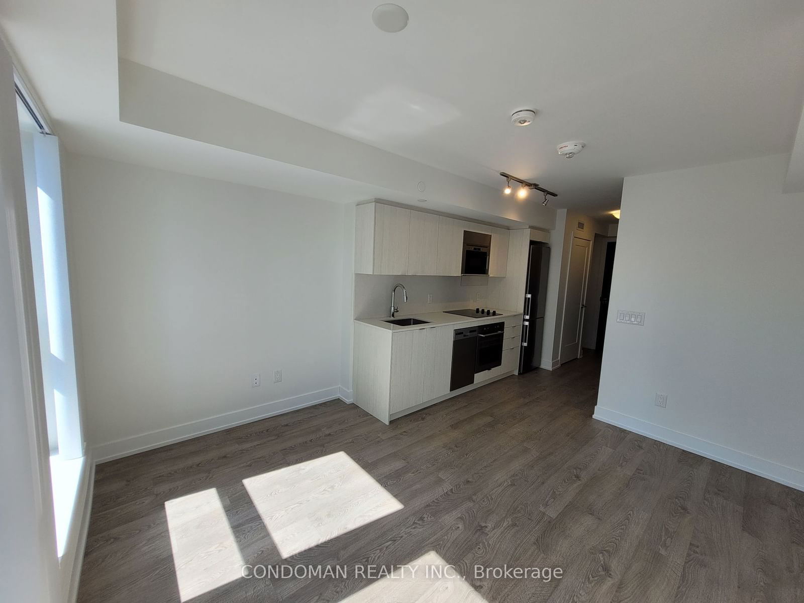 Condo sold at 1331-5 Mabelle Avenue, Toronto, Islington-City Centre West, M9A 0C8 - MLS: W11912418