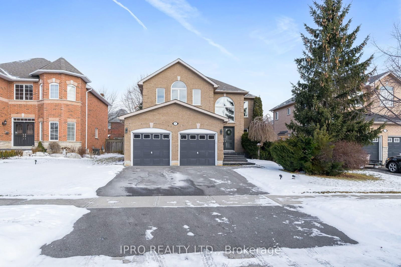 Detached House sold at 17 Robinson Road, Halton Hills, Georgetown, L7G 6G5 - MLS: W11912485