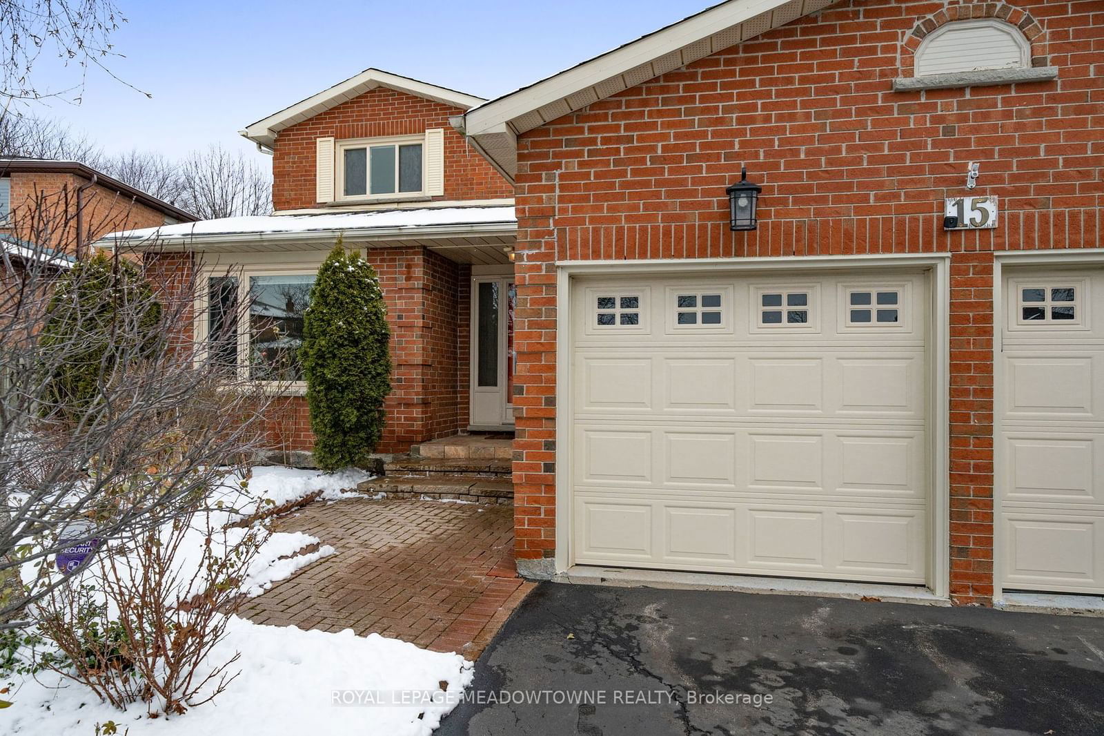 Detached House for sale at 15 Oakington Place, Mississauga, Streetsville, L5N 3V9 - MLS: W11912486