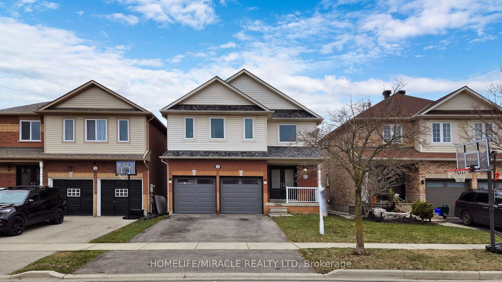 Detached House sold at 126 Mowat Crescent, Halton Hills, Georgetown, L7G 6C8 - MLS: W11912571