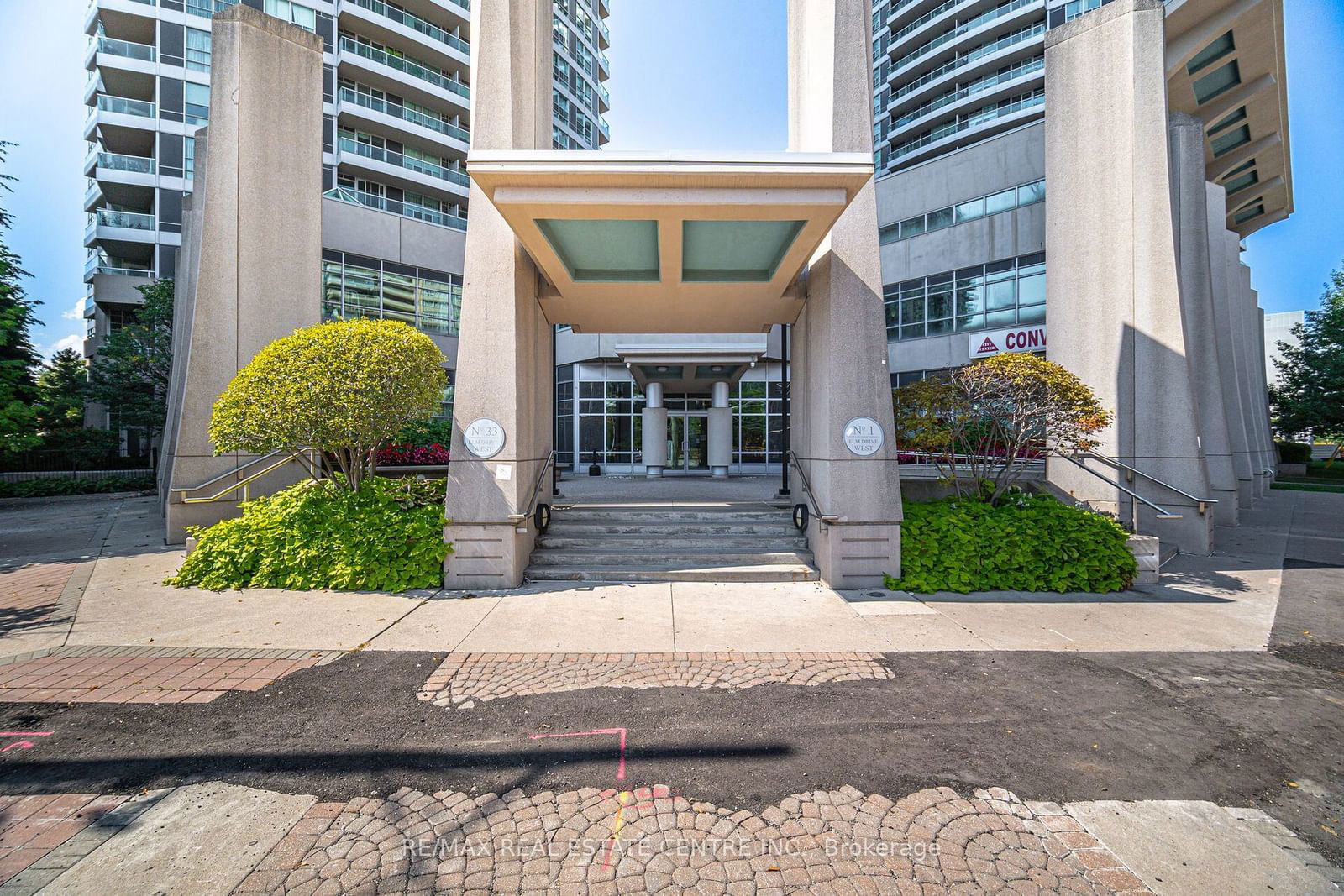 Condo for sale at 105-33 Elm Drive, Mississauga, City Centre, L5B 4M2 - MLS: W11912685